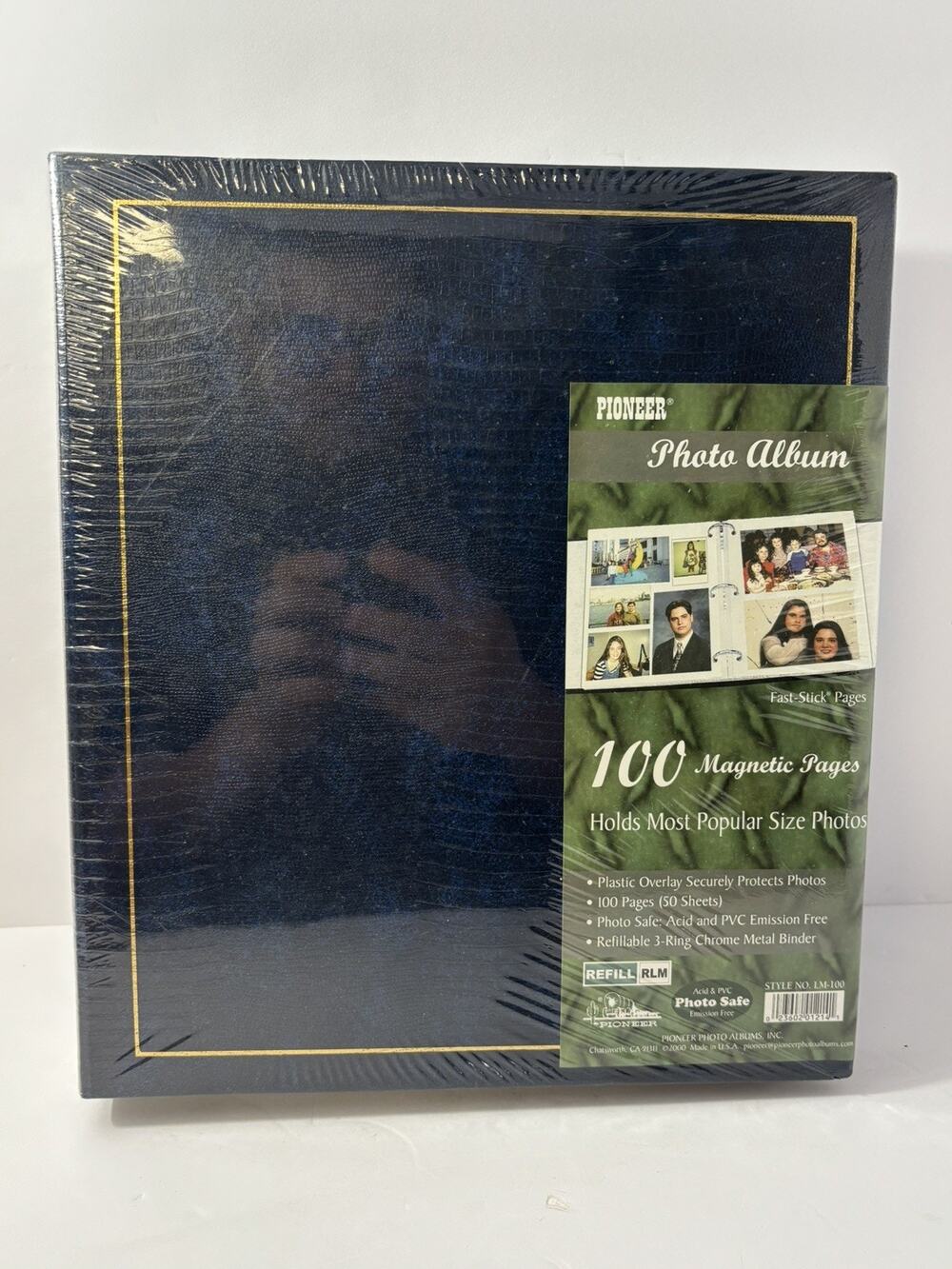 Vintage Pioneer Photo Album 100 Magnetic Pages Fast-Stick Holds Popular Size